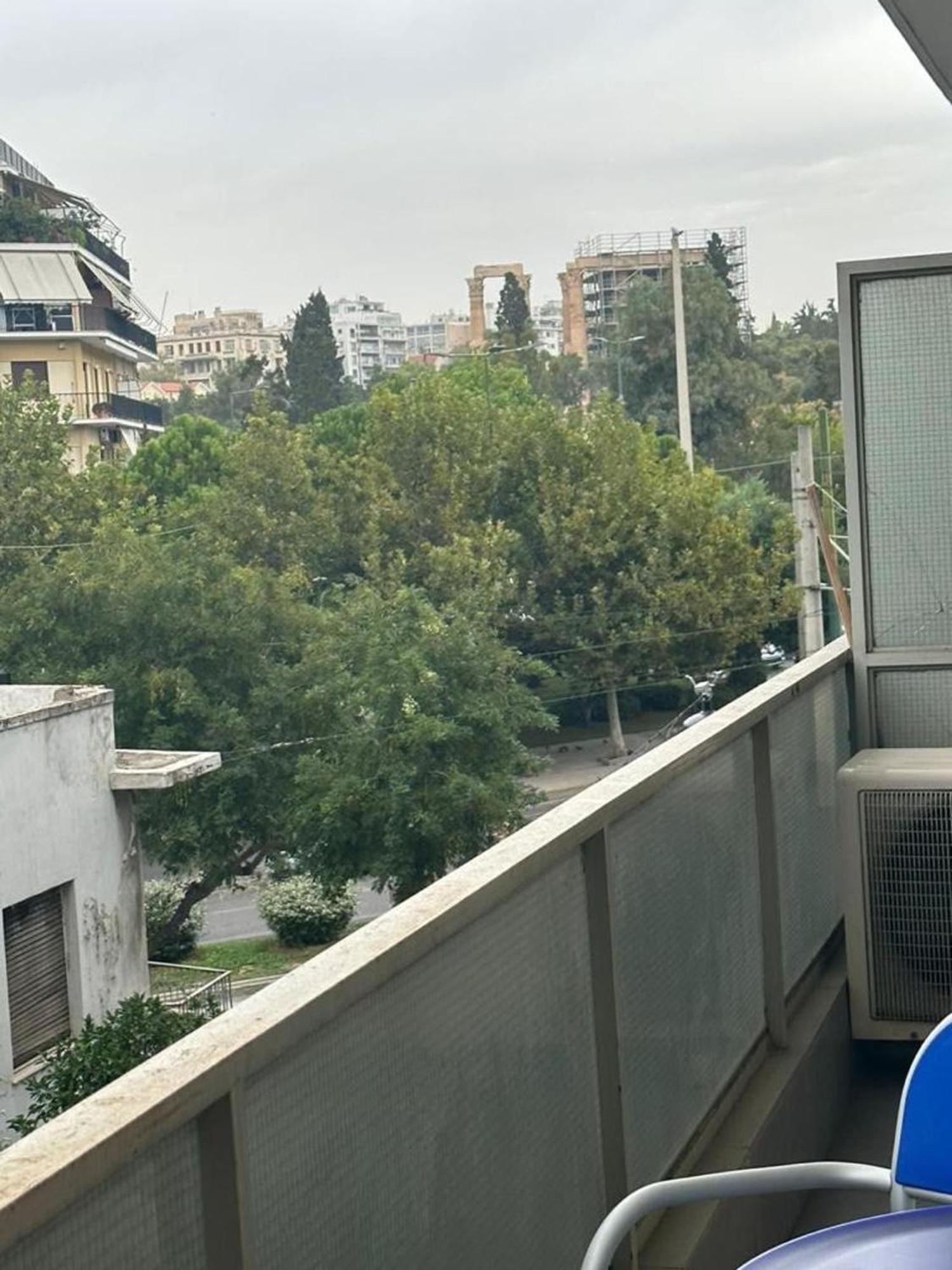 Spacious Stylish Flat At Acropolis Area! Athens Luaran gambar