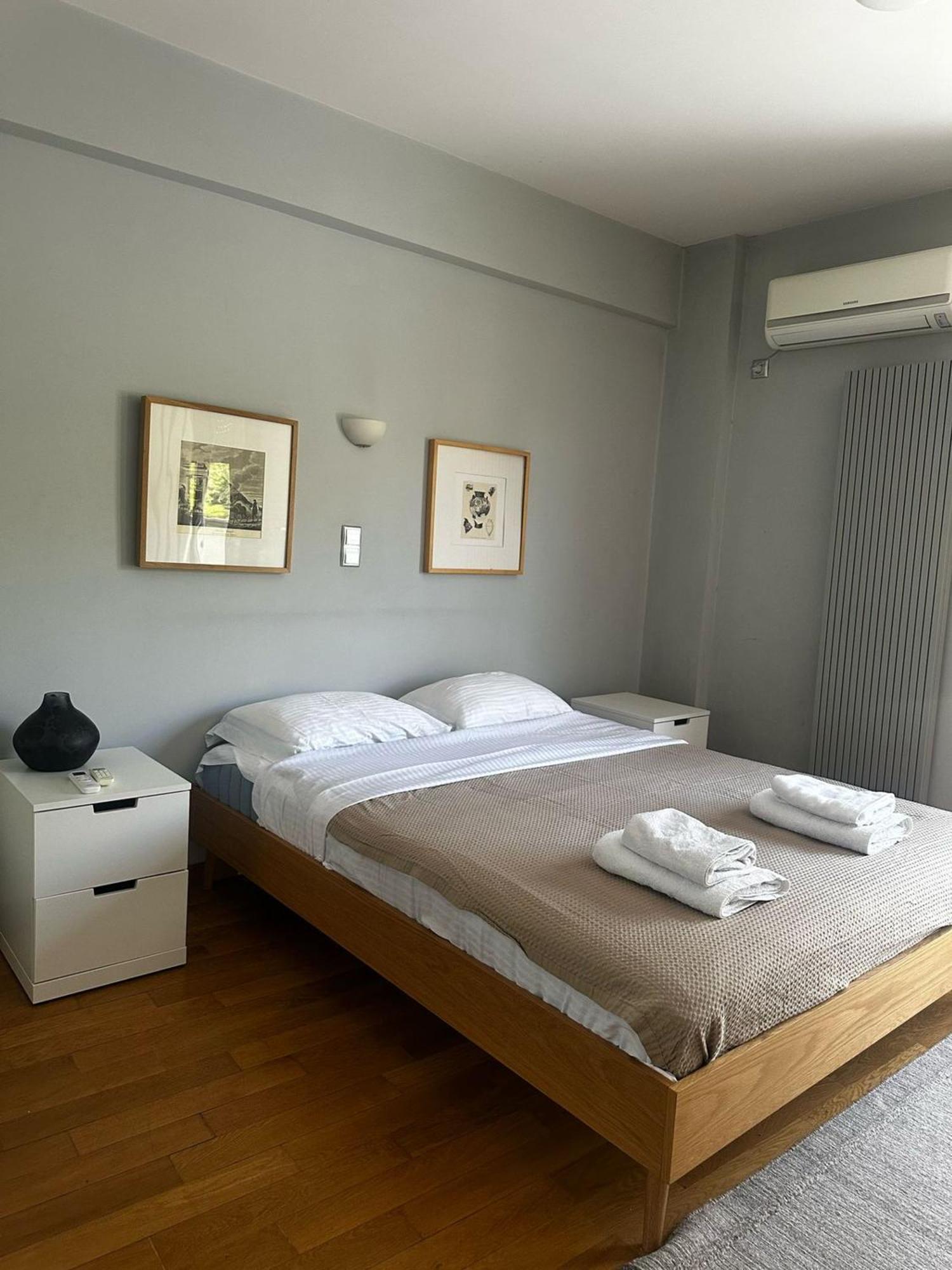 Spacious Stylish Flat At Acropolis Area! Athens Luaran gambar
